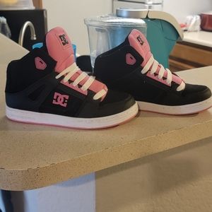 Women's DC skater shoes